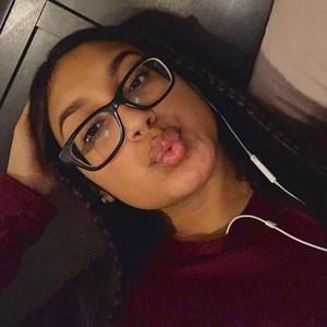 Meet your Posher, Marissa